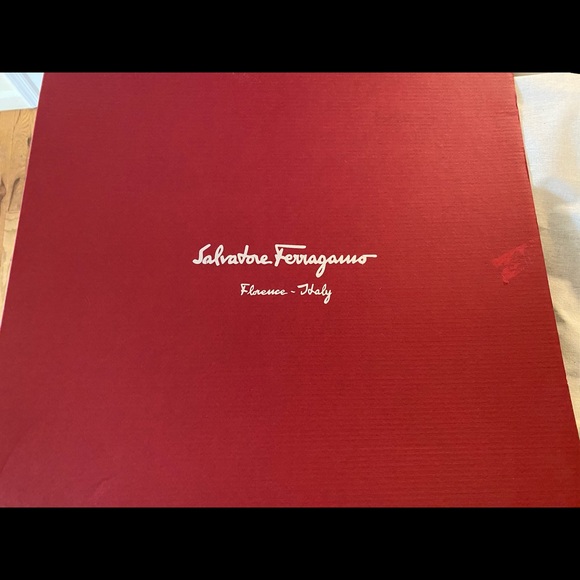 ****** BRAND NEW!!! SALVATORE FERRAGAMO briefcase - Picture 3 of 16